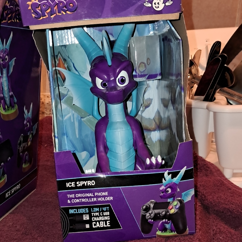 SPY Purple Controller Holder